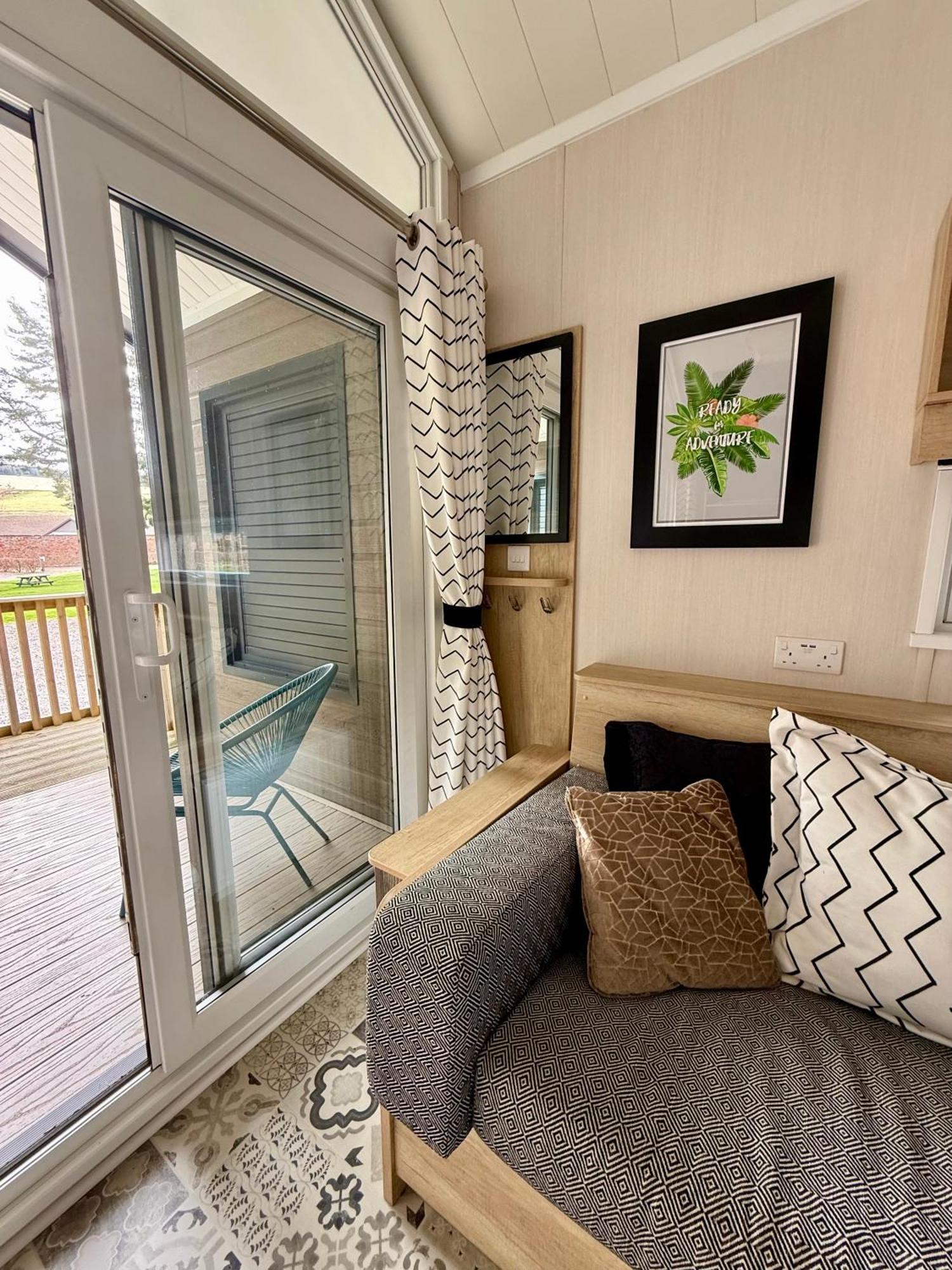 The Parr Pod - Beautiful, Luxury Pod Hotel Aberlour Exterior foto